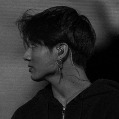 rhjs23's profile picture. 