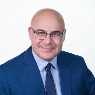 Formatore Multimediale specializzato in collaborative learning.
Fondatore, Direttore Nazionale e Vice Presidente di 3 Generazioni.
Presidente ANIS
Confsal FL