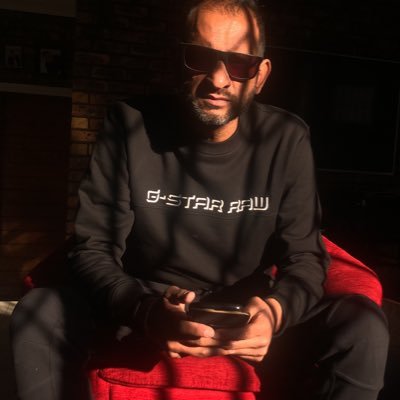 Event specialist , DJ , producer , father , businessman . Check out our website https://t.co/5ThcZcBneb