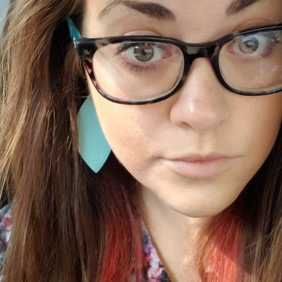 simpli_mi_now's profile picture. Mom, Realtor, gym rat, all around internet extraordinaire! @simplimi on Tiktok | @simplimi_fit Insta | CEO @julorealestate