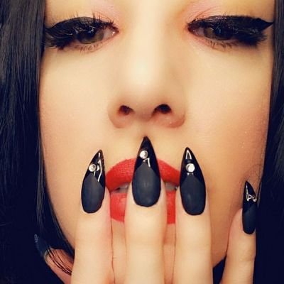 38/MILF.
I can be cruel. I can be kind.
Who I am depends on who you are. ⛓️👣🍯👄👅
#Onlyfans 💦 👻🔞 #PremiumSnapchat 📸📹💦👸👣#sellingcontent
#GFE
🖕🔞💵💋