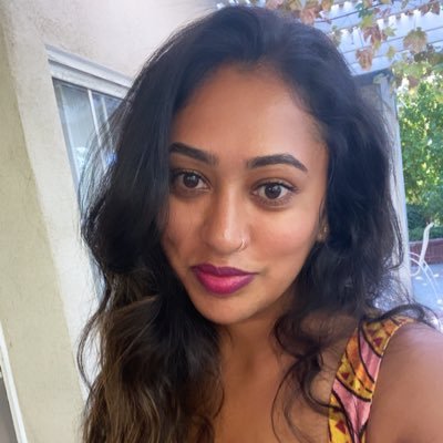 E Pluribus Poonam | comms, @girlswhocode | feminist, abolitionist, pro-abortion, pro-Beyoncé, pro-romance novels | #BLM, #StopAAPIHate |views my own.