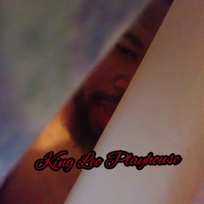 Content creator...pretty feet lover ... Younger swinger enjoying life to the fullest .... come along on my journey😁😈