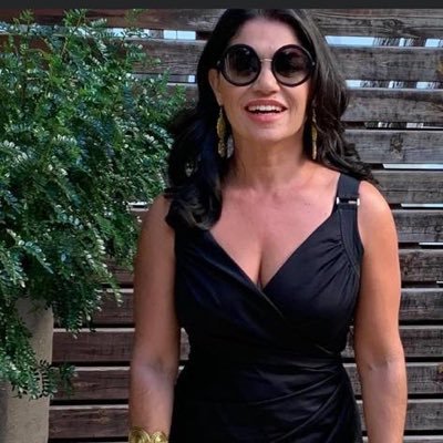 Josetteschvel's profile picture. Interior Designer, ❤️ my Golden’s, ❤️ food ❤️travel