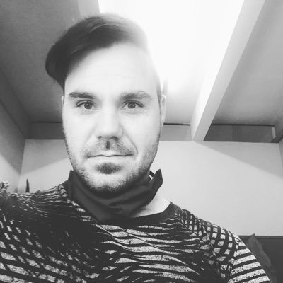 frikkiemalan's profile picture. • Doctor of chemistry • Scientist • Researcher • Lecturer • Crystallographer • Lover of Life • Love student life • He/him