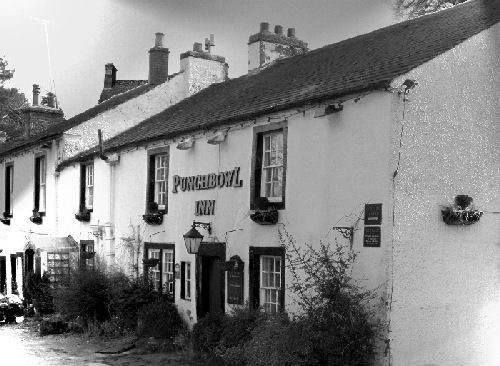 18th C Inn enjoying a fine position in the heart of The Lowther Estate opposite Askham Hall, the home of the Earl of Lonsdale.
Currently open for drinks only.