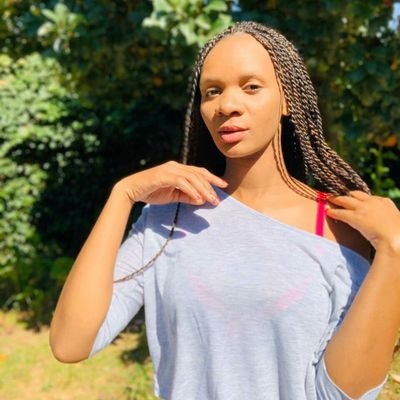 im artist doing gqom and deep house also poetry write..
email tyhulu011@gmail.com
Facebook page miss tee154
Instagram miss tee154....