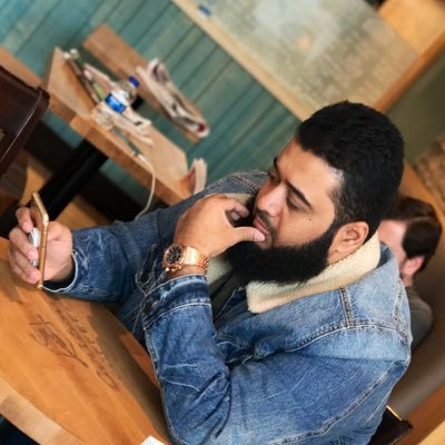 محب للسفر