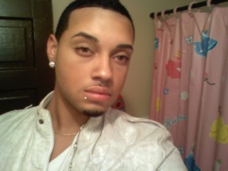 iglow_inthedark's profile picture. HEY IM A 20 YR OLD COLLEGE STUDENT AND WORKING AMERICAN OF BIRACIAL ROOTS.I LOVE MY FRIENDS AND FAMILY AND AM ALWAYS LOOKING FOR THE NEXT FUN AND EXCITIN THING.