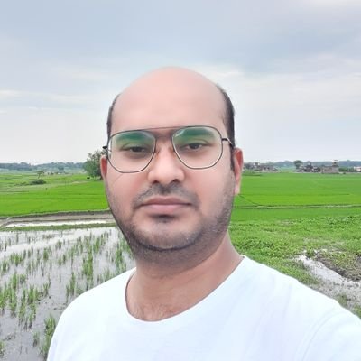 इंसान का इंसान से हो भाइचारा यही पैगाम हमारा 🤗 । फाल्लोव्ड बाय @मुकुलकेमिश्र । फेमिनिस्ट । संवेदनशील । डॉग पर्सन । सर्वनाम: रे/बे #TeamKisan 🚜🌾