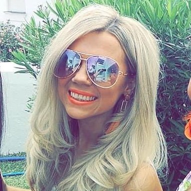 LeanneMo89's profile picture. Let's Go 💙