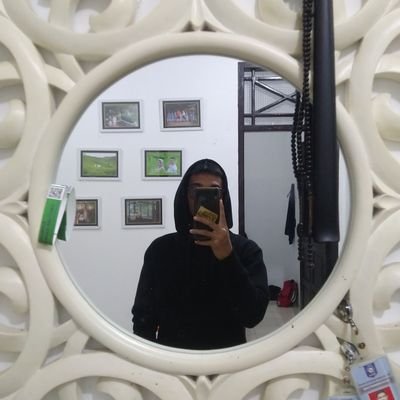 IrsyadRfqiFrds's profile picture. 