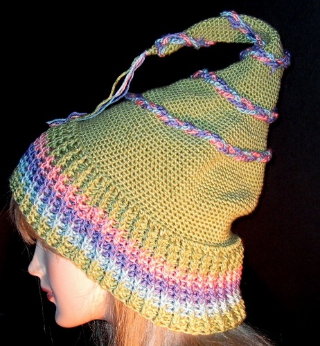 KnotWyrd's profile picture. Crocheting bohemian hippie gypsy style hats and scarves.  Making useful things that are also pretty.