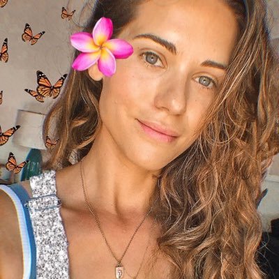 shanewestfan's profile picture. Follow my new twitter @thenikkki