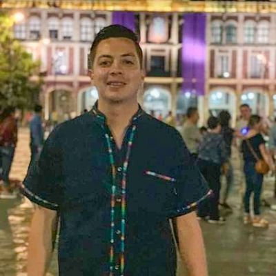 Osnardsalgado's profile picture. Si quieres llegar rápido ve solo, si quieres llegar lejos ve acompañado..Panista de corazón, joven de sangre Azul