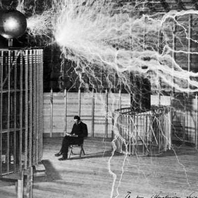 teslaonstm's profile picture. 