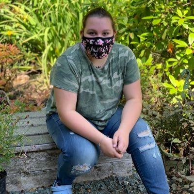 ~14~ live in Alaska ~