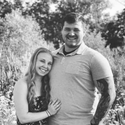 janalange_'s profile picture. • some just have to chase the sun •