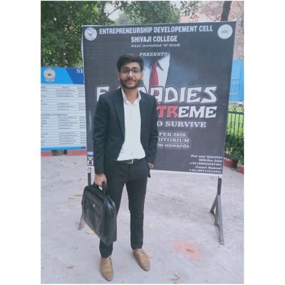 || Ex-Social Media Incharge at CYSS DELHI ||
|| Shivaji College || BBE || Delhi University ❤️
