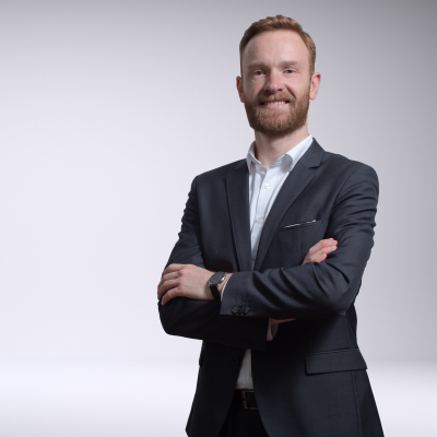 🎤 Moderator | Menschen & Erlebnisse.
💡 Berater | Innovationen & Unternehmergeist.
📧 Anfragen per E-Mail an: info@antonbaranowski.de.