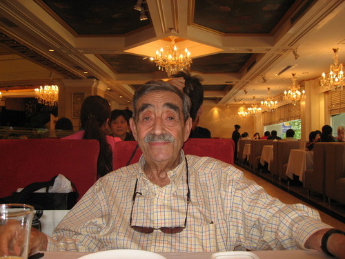 amayers's profile picture. My Friends and Relatives know me