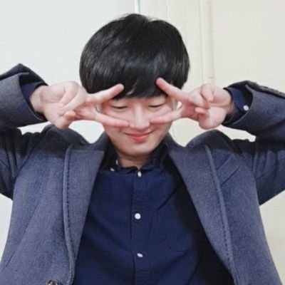 everydaysaram's profile picture. 사담계 하려고 팠는데 사담이고 뭐고 뭉또랑 탃또가 짱인 인생이 되어벌임. 어휴어휴. ※도롯페스 구독계※