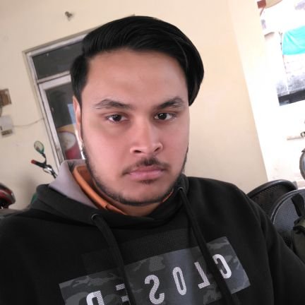 sumitgr96's profile picture. Sanatan, Nation, Cricket🏏 #Hitman #MSDhoni𓃵  Poltics , Entrainment, Shayri