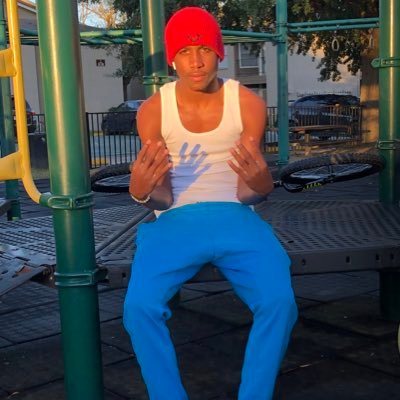 jlowjusvibin's profile picture. 