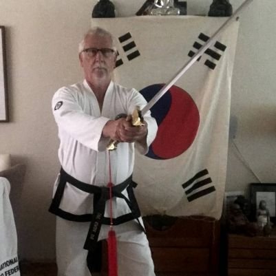 TAEKWONDO   mede oprichter van taekwondo center tiel  dit is al 52 jaar in tiel de grondlegger van taekwondo in tiel taekwondo center tiel rtc@kpnplanet.nl