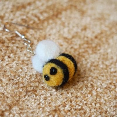 I hand craft quirky felted gifts and jewellery 🌼
Are you interested in custom designs? Message me for more details!

Instagram: @feltedwith_love