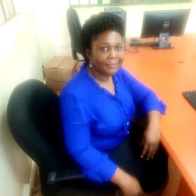 mother of five
God fearing
Devoted
Manchester United 💥