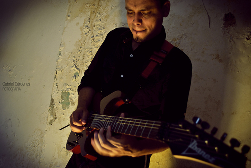 LeHgtr's profile picture. 🇻🇪 🇲🇽
Front-end Dev💻
Musico de Sesión 🎸🎶