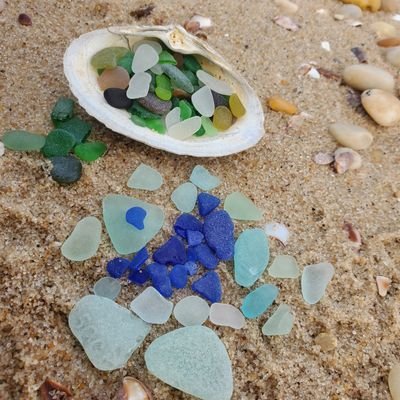 let's get NAUTICAL 🧜‍♀️ 🌊 Sea Glass and Seashells Found on Long Island. Handmade into upcycled Jewelry 💙