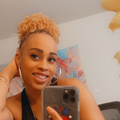 Zee_kayr's profile picture. #VolleyBall #Tupac #BSU'16 #Capricorn #Legal #Purple ... Living Life ! Taking It As It Comes And Goes ! Through The Ups&Downs ! #BowieState #Redskins ♑