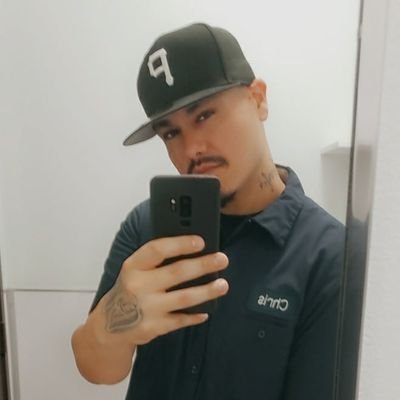 sl33ps818's profile picture. Daddy to Chris (Jr) & James (JJ)
Pit bulls 💯 Camaros 💯 Pacoima 💯 Yankees 💯