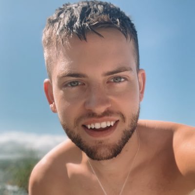 RonanShivers's profile picture. PR/Mgmt 🪩 @ShiversPR ✨