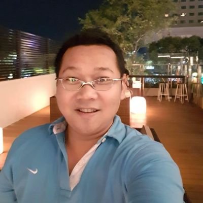 berry_krnwn's profile picture. Traveling & Food Hunter