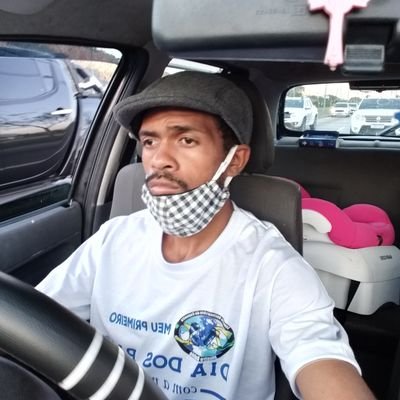 sou Rafael sou casado sou capoeira meu nome de capoeira e Marley Fasso capoeira em INHAUMA RJ moro no Recreio dos Bandeirantes RJ tenho canal no YouTube