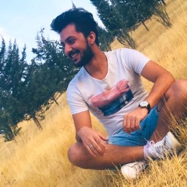 MaithamAlrawi's profile picture. -As long as you're breathing You have lots of thing to do So never give up ✊