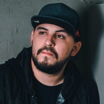 DavidFofin's profile picture. Fofin de cariño, Guitarrista en @hellouwband - fotografo en @fofingrafias