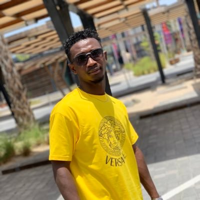 SolleyGnuitoh's profile picture. Le travail dur paie, mais celui effectué intelligemment paye encore plus. https://t.co/Es1ZzUr3Kj