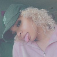 Ry 👑 (@yellaluxury_) 's Twitter Profile