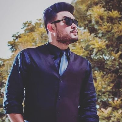ItsMe_AndiCarp's profile picture. CATRACHO VIVIENDO
EN GUATE MUCHA!!! 
🇭🇳🇨🇵OLIMPIA🇨🇵
🇲🇨RIVER PLATE🇲🇨