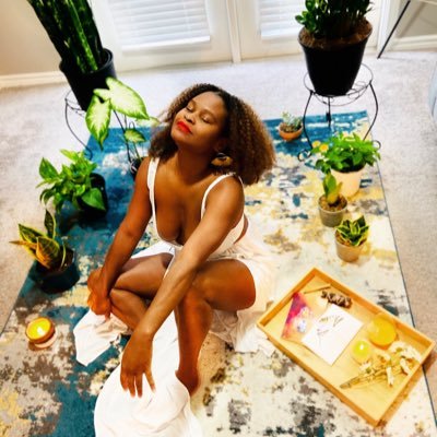 IAmKiaWoods's profile picture. Author of Positive Reinforcement: Daily Declaratons & 1,000 Roads to Discovery. Available on Amazon & https://t.co/jMBFFlzXpk