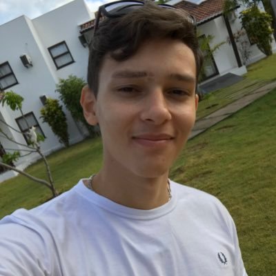 FrankHenryque's profile picture. 