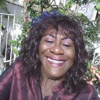 Carolyn Binns - @CarolynBinns4 Twitter Profile Photo