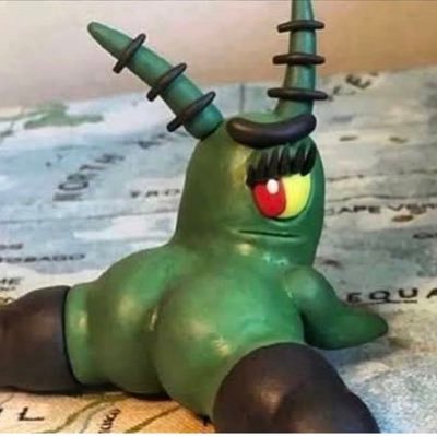 NibbasI's profile picture. no officers there is no need to look in my basement...