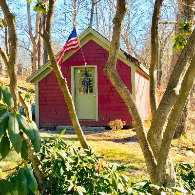 We are a North Shore Massachusetts gift shop located on Cape Ann.  Carefully sourced and unique treasures...That's what we're all about!