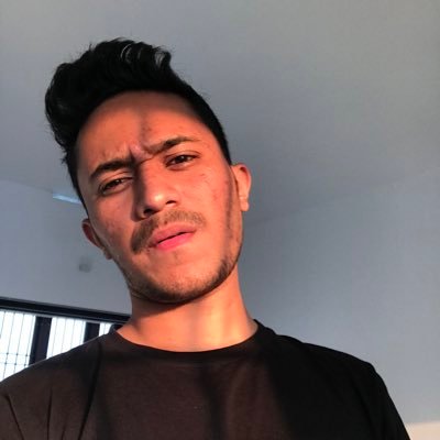 Farsiiee's profile picture. 