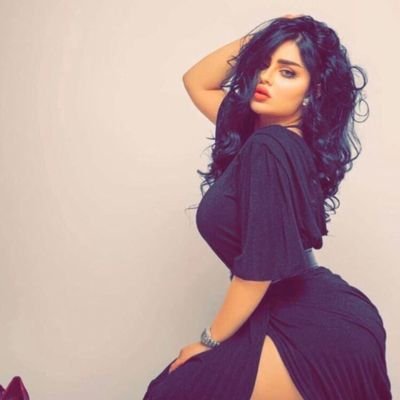 YCppToHBIJ68XgJ's profile picture. ‏آلي يحب المحنه يجي وأي ديوث